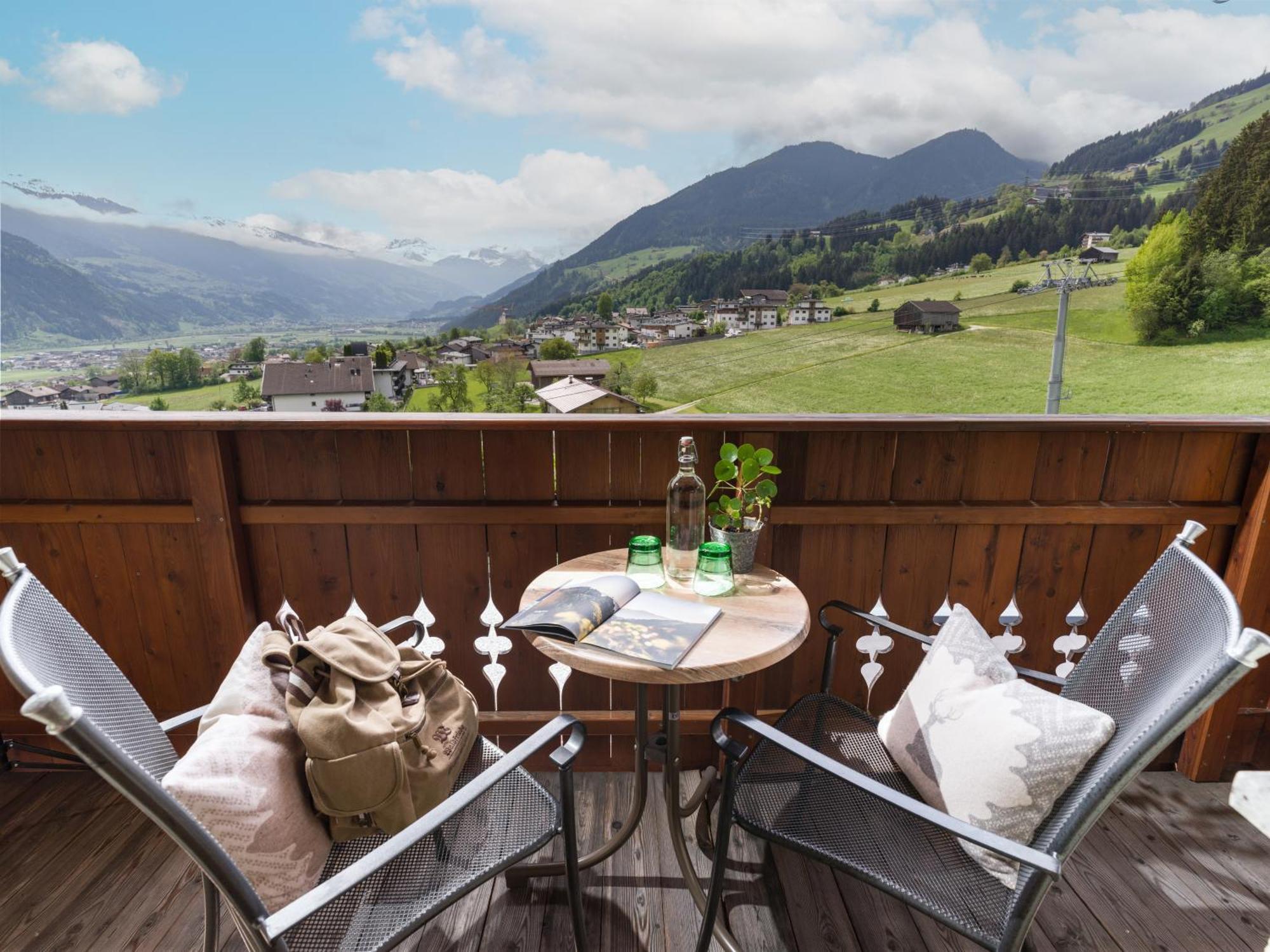 Hotel Waldfriede - Der Logenplatz Im Zillertal Fügen Εξωτερικό φωτογραφία